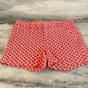 Patterned Banana Republic shorts. Coral and white.